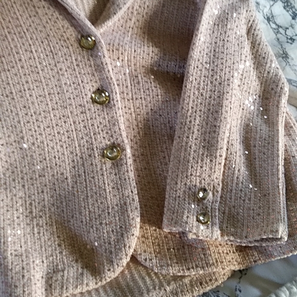 NWT GORGEOUS ECI CARDIGAN size L - Picture 4 of 8
